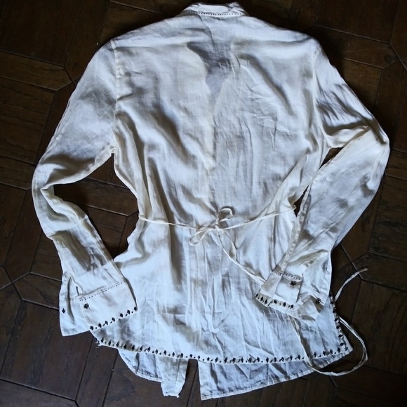 NWOT {Elie Tahari} Stunning Embroidered Blouse - Picture 3 of 8